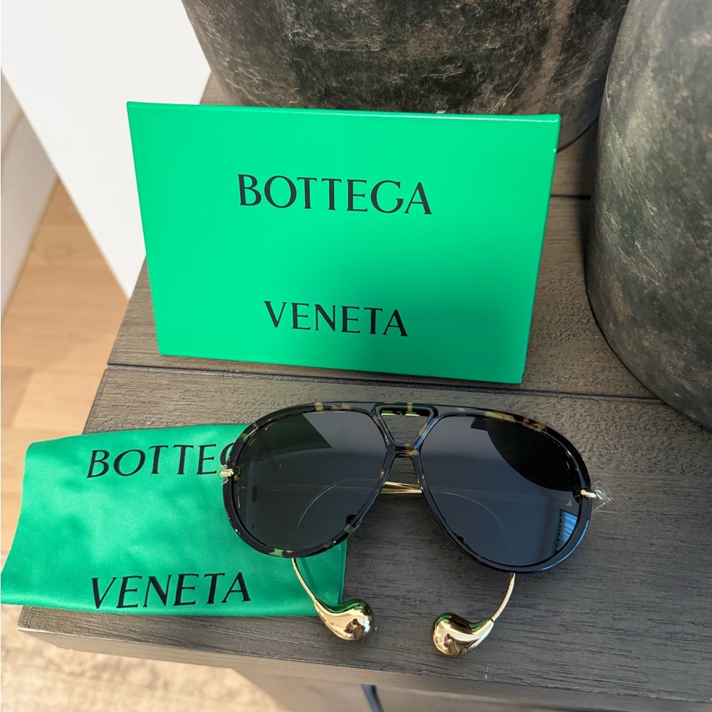 Bottega Veneta Drop Aviator Tortoiseshell Sunglasses
